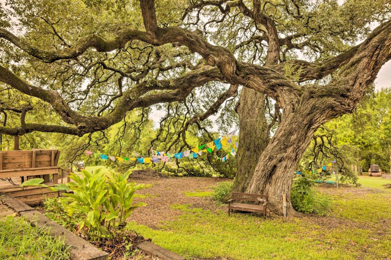 The Gathering Place Brenham Home On 6 Acres المظهر الخارجي الصورة