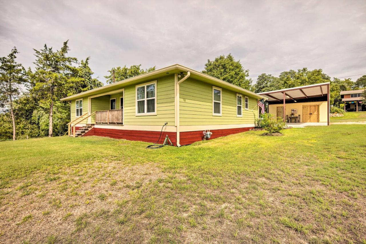 The Gathering Place Brenham Home On 6 Acres المظهر الخارجي الصورة